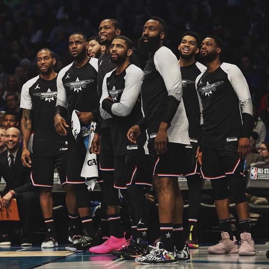 作者也很友 作者也很友