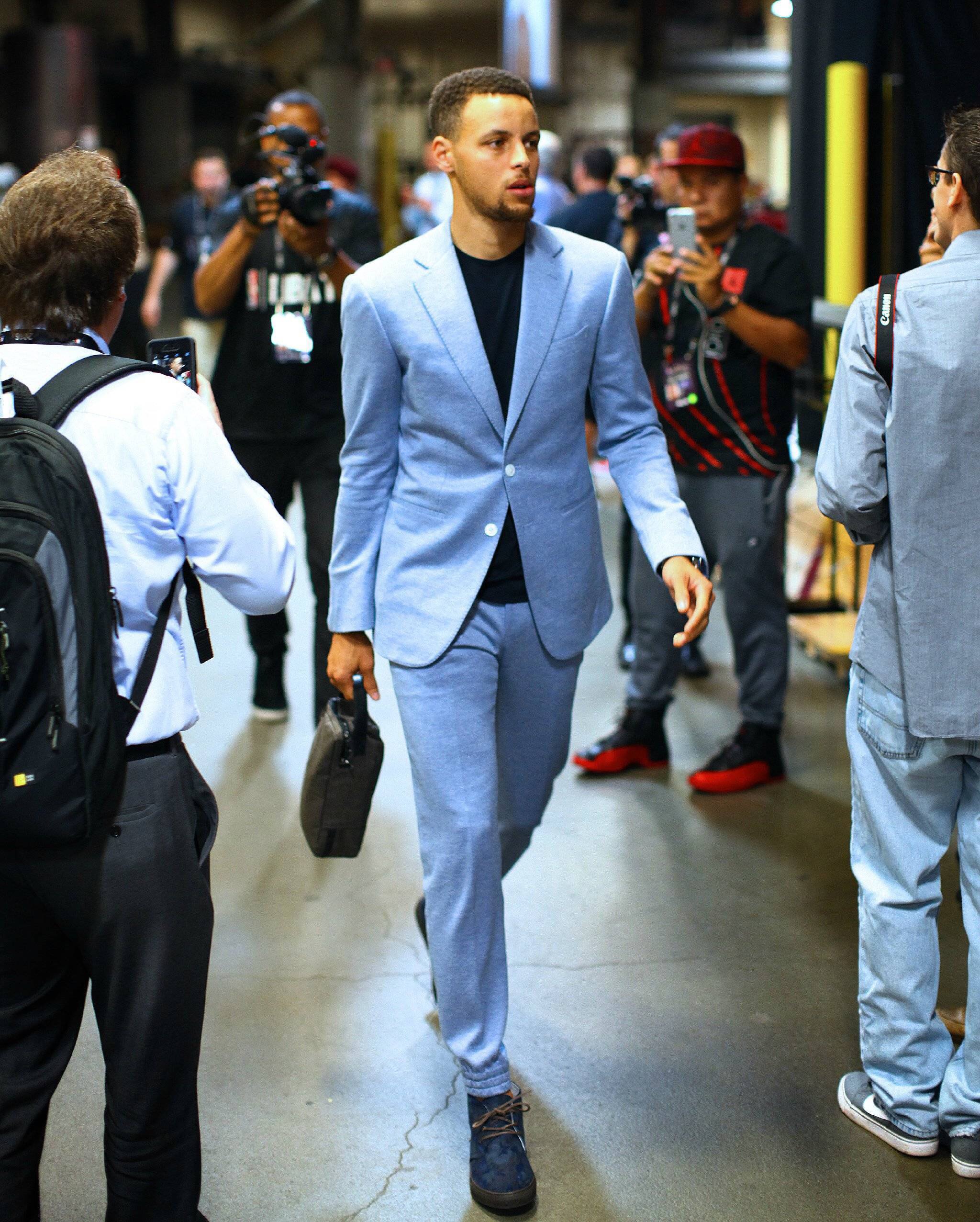 在群雄并立 在群雄并立